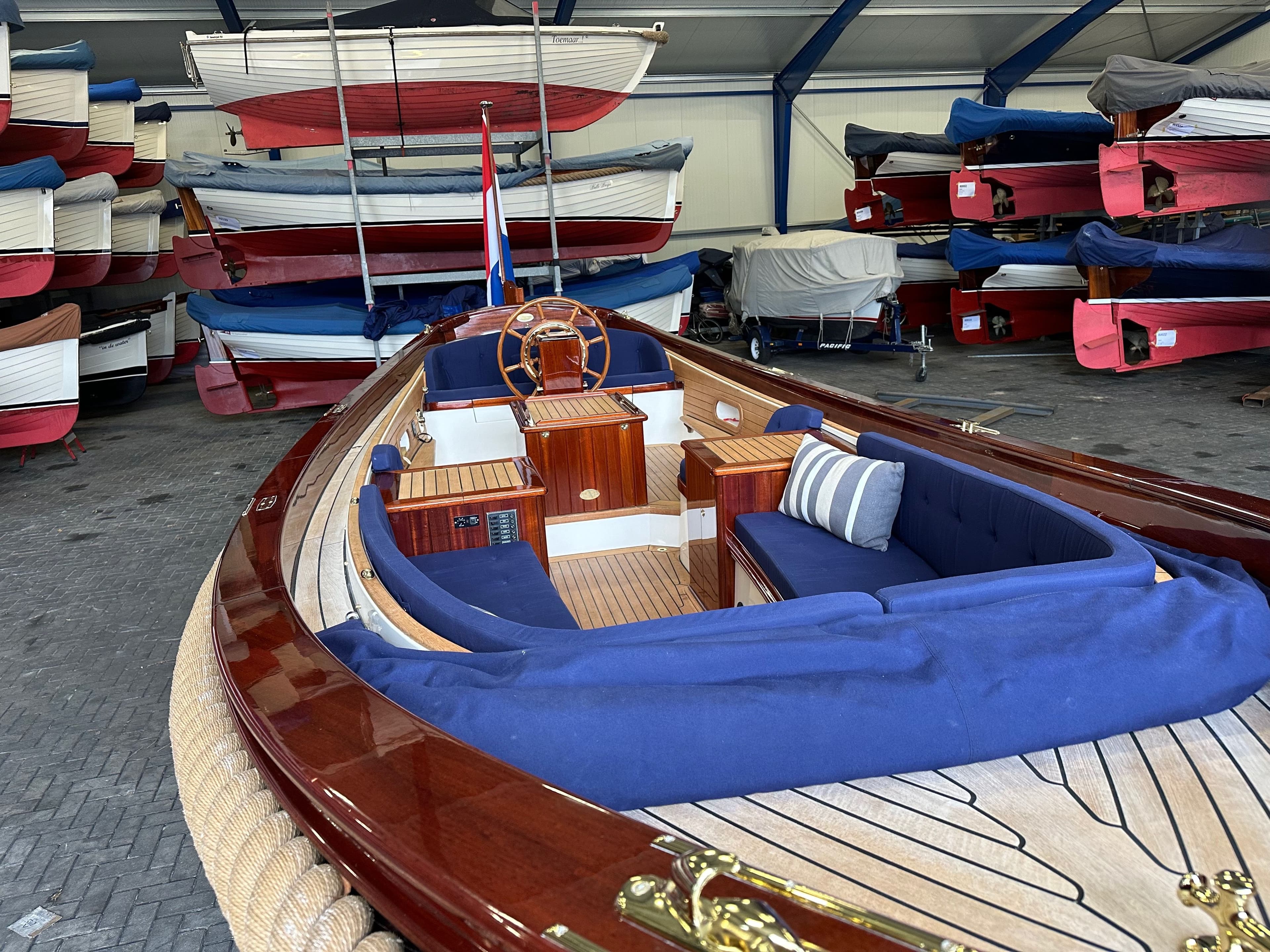 Kapiteinssloep 8.30m Hybride (80003)